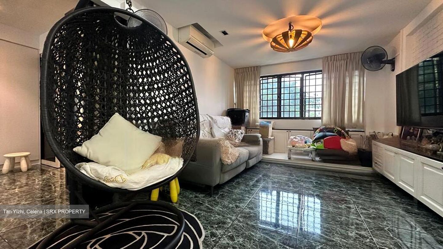 Blk 299 Bukit Batok Street 22 (Bukit Batok), HDB Executive #486942561